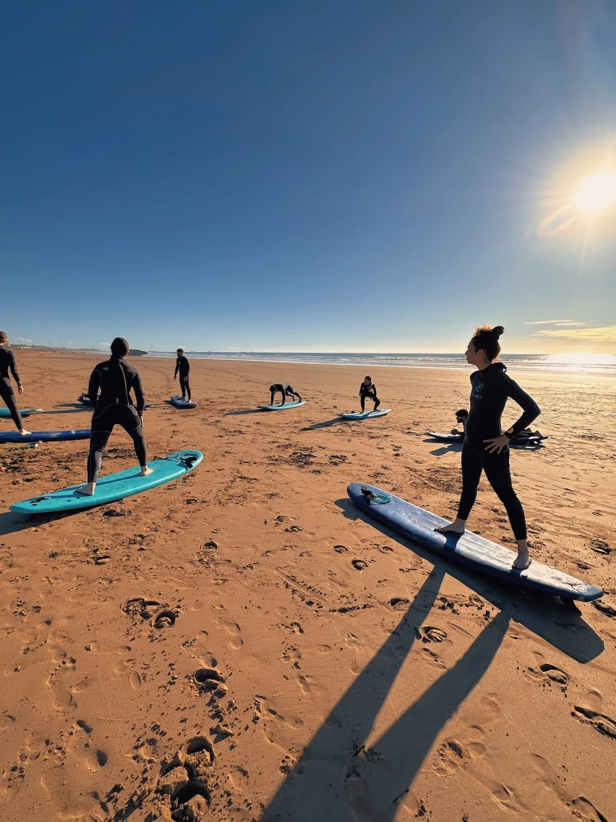 SURF SCHOOL